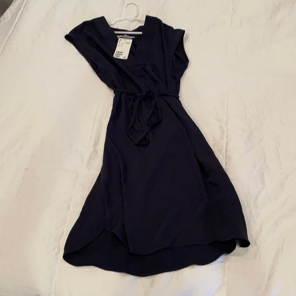 H&M navy blue dress never worn.